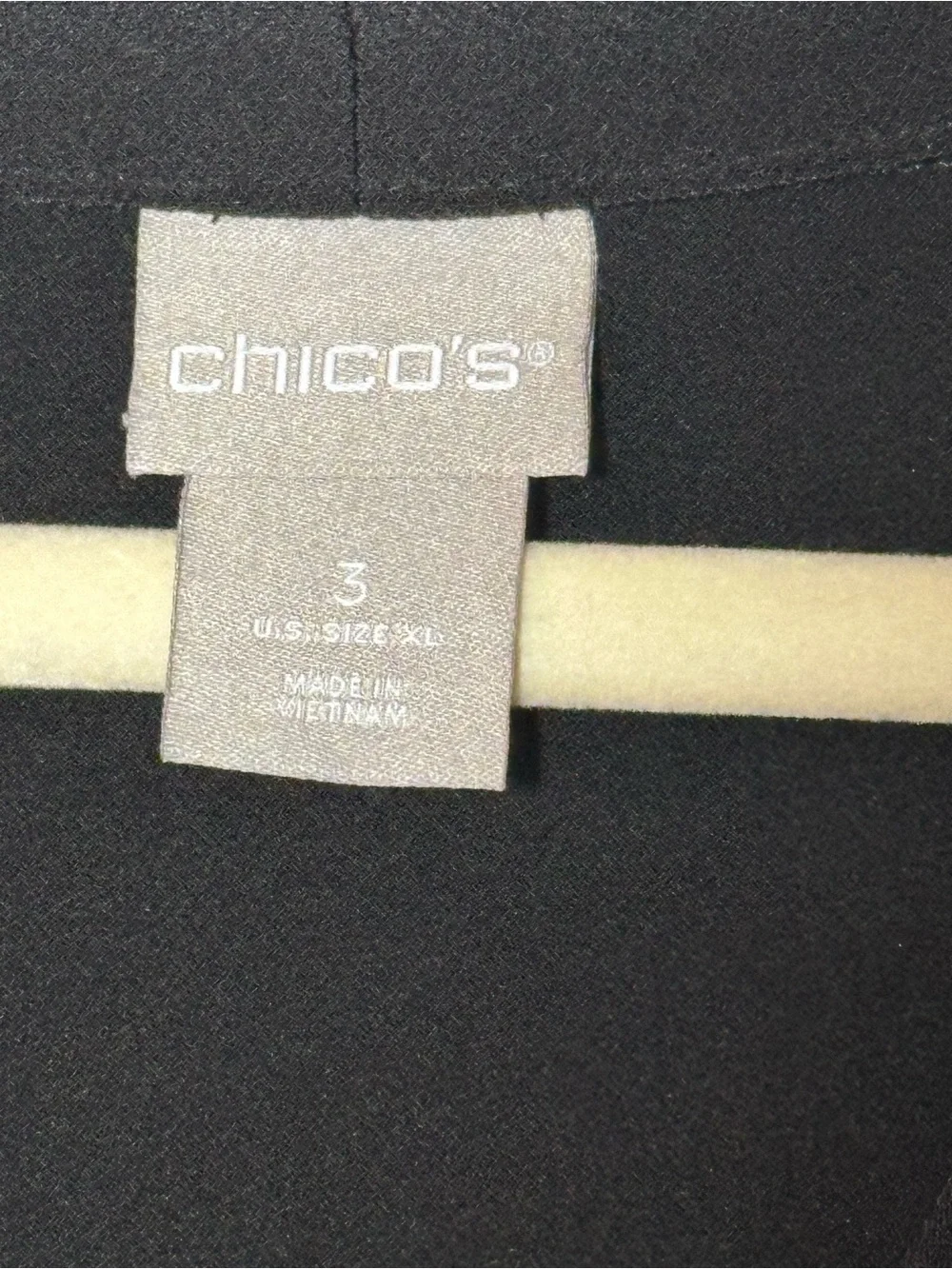 Chico’s Black Sleeveless V-Neck Pleat Front Top XL Office